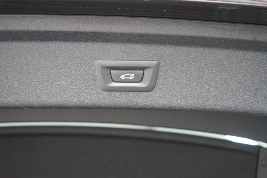 528- Bmw, 318 GT, 2017, nafta, 2.0 Gran Turismo, 100kw - 20