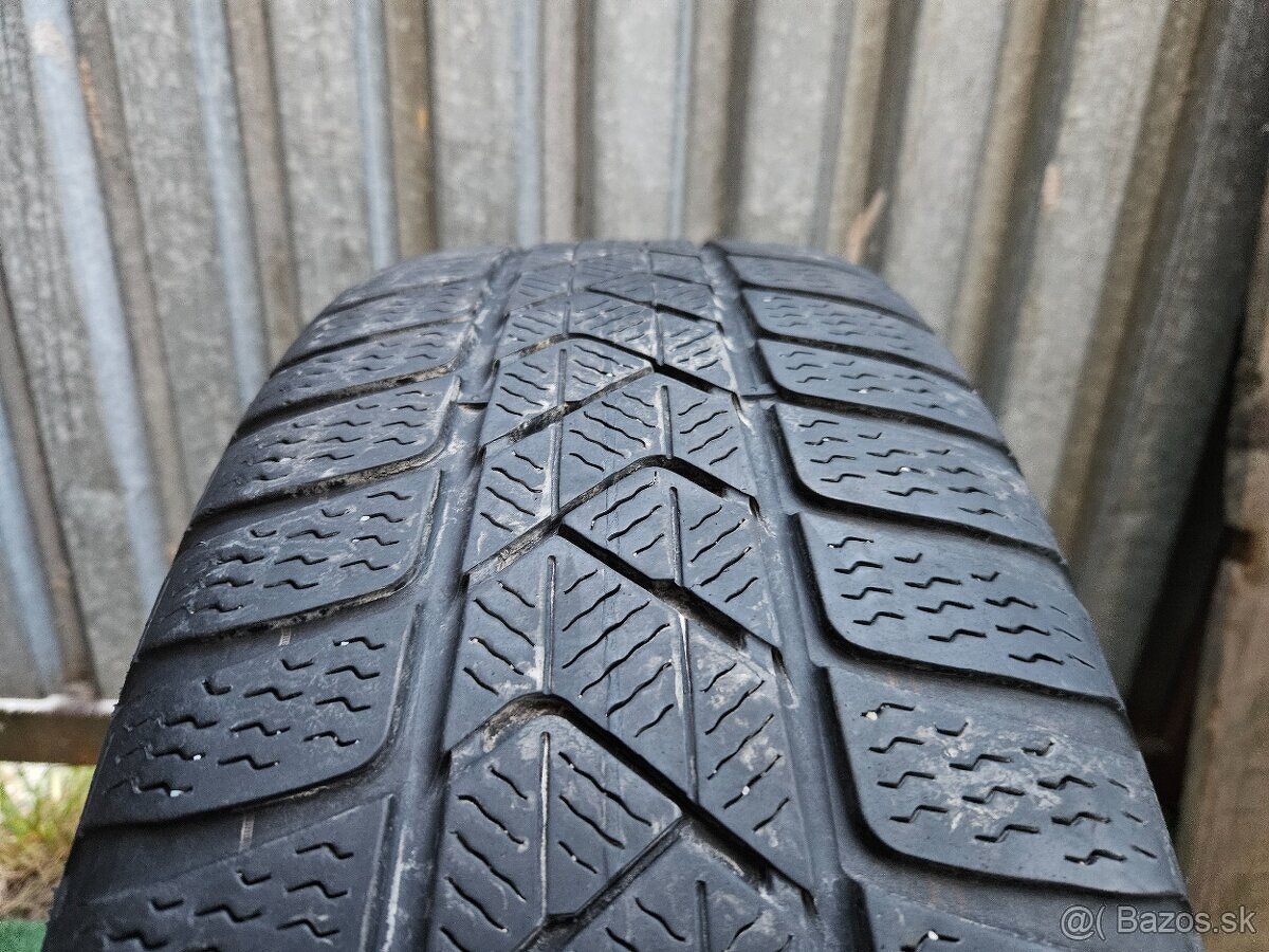 Zimná sada originál VW - 5x112 r17 + Pirelli 205/50 r17 93H - 20