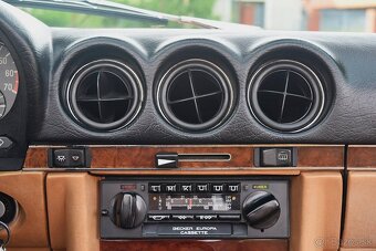 Mercedes-Benz 500SL R107 - 20