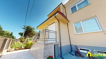 PREDAJ :  RODINNÝ DOM S BAZÉNOM, KOMÁRNO - 20