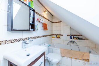 Na predaj krásny romantický domček v obci Soľník okr. Stropk - 20
