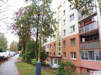 TOP ZREKONŠTRUOVANÝ+ ZARIAD. 5-izb. byt 95 m2+ loggia, vlast - 20