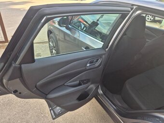 Predám  Nissan Qashqai 1.5 e-Power 190 HEV Acenta - 20