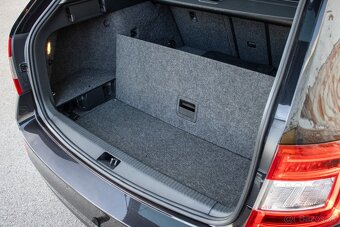 Škoda Octavia Combi 2.0 TDI Ambition DSG - 20