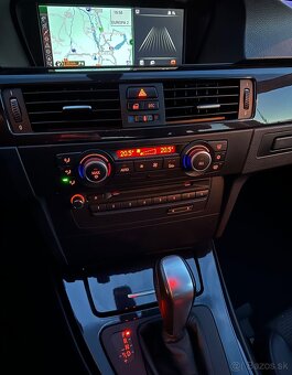 BMW 318d E91 Automat, Xenóny - 20