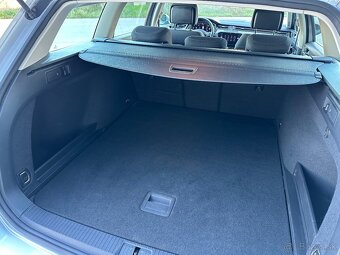 Rezervovaný Volkswagen Passat Variant 2.0 TDI Business DSG - 20