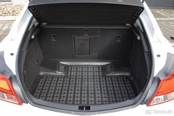 Opel Insignia 2.0 CDTI Cosmo /aj na splátky/ - 20