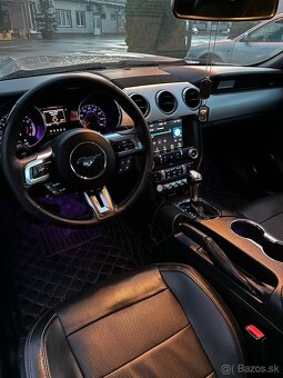 Ford Mustang cabrio 2.3 Ecoboost Automat,Kamera,Nové pneu - 20