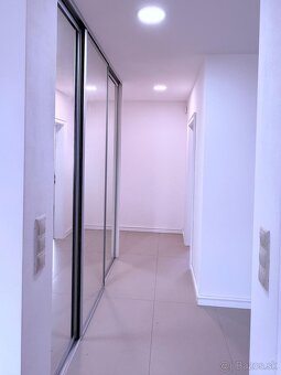 172m2 interiér a exteriér - 20