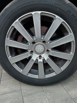 Predám dodávku vw transporter T5 77kw 1.9tdi - 20