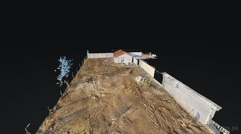 Stavebný pozemok so stavebným povolením s 2 - izbovým rodinn - 20