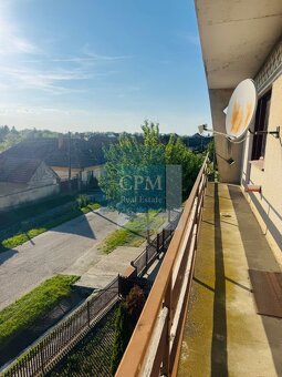 Ponúkame na predaj 5 - izbový poschodový podpivničený dom v  - 20