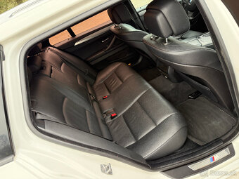 BMW rad 5 F11 535d 220kw - M-Packet / NAVI / BiXenon / 19" - 20