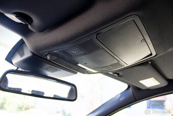 Jaguar XE - 20