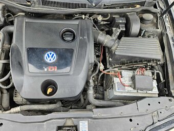 ROZPREDAM VW BORA na náhradné diely - 20
