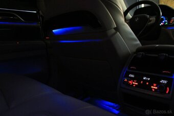 BMW Rad 7 730d xDrive A/T - 20