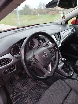 Opel Astra šport Tourer. 2016 1,6 100 kw - 20