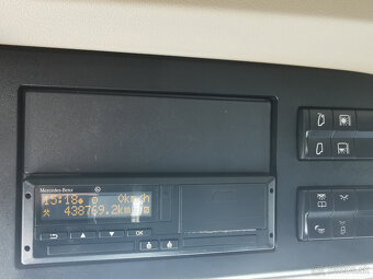 Prodám tahač MERCEDES-BENZ ACTROS 1848 E6 D jednokruh. hydr. - 20