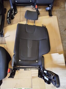 Zadný nárazník tucson NX4 400€ Kufor tucson NX4 600€ - 20