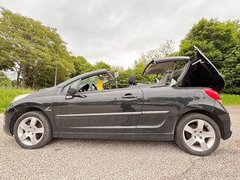 Peugeot 207 CC  C A B R I O   1,6I - 20