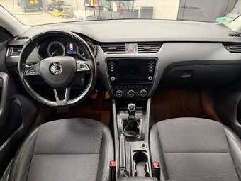 Škoda Octavia Combi 2.0 TDI Style Plus Webasto bez Adblue - 20