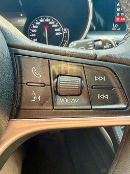 Alfa Romeo Stelvio - 20