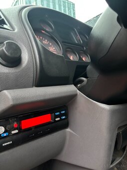 Predáme DAF so zvihacím čelom - 20