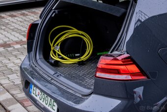 Volkswagen Golf e - 20