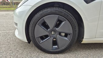 TESLA 3 LONG RANGE 2/2022 FACELIFT 366KW 4X4  odpočet DPH - 20
