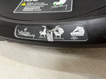 Polohovatelne vajicko nuna arra next s bazou isofix - 20