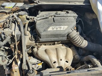 Toyota RAV4 4 benzín 110kw - 20