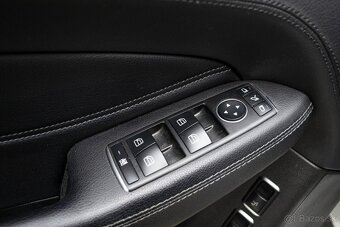 Mercedes-Benz GLE Trieda 350d 4matic - 20