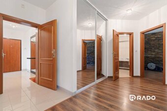 RADO | Staré Mesto | 4i byt 175 m² + 4 balkóny + možnosť 2×  - 20