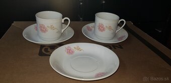 Porcelánové hrnčeky -15 druhov - 20