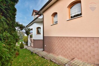 Rodinný dom 5 -izbový  , 330m2 pre náročného klienta na poze - 20