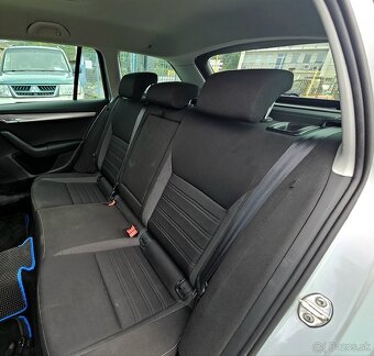 Škoda Octavia Combi 1.6 TDI 115k Drive - 20