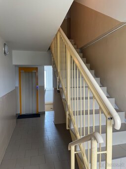 2-3 izb. byt Pavlovičovo námestie Prešov - 20