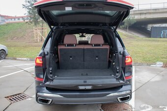 BMW X7 xDrive 30d M Paket Night Vision Laserlight 7 miest - 20