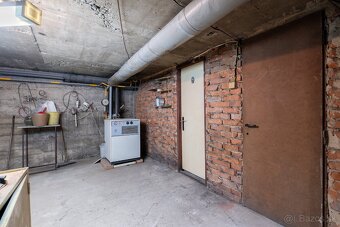 Rodinný dom s potenciálom - Košeca - 20