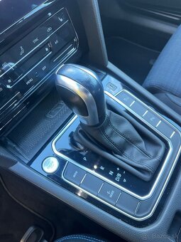 VW Passat Variant B8 GTE 1.4 TSI Plug-in Hybrid - 20