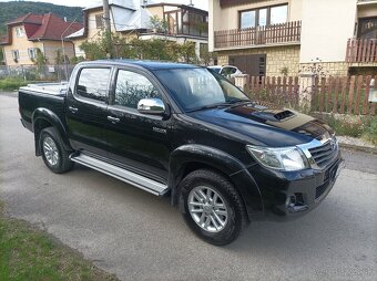 toyota Hilux 3.0 4x4 - 20