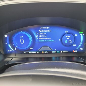 FORD Kuga PHE ST-Line X - 20