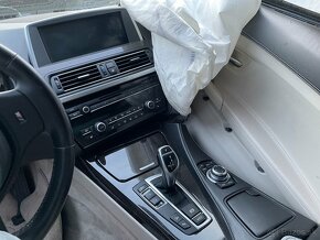 BMW 6 Coupe 4.4 V8 650i X-drive - 20