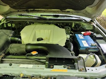 Mitsubishi Pajero 3.2 DiD 121KW AT/5 4x4 Uzávierka 2001 - 20
