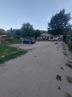 Investícia - Predám veľký RD ktorý ma zapísané 3byty na LV - 20