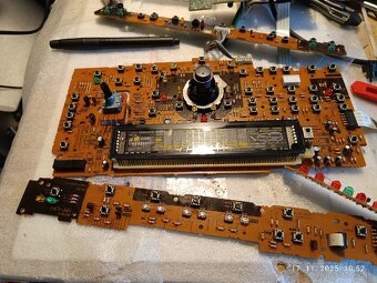 SONY RX90... plne funkčná...2x100W RMS - 20