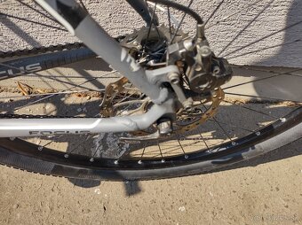 {41}  Horský bicykel Focus Black Forest 29r 2.0 (2013) - 20
