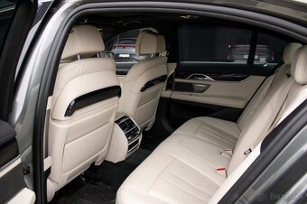 BMW Rad 7 730d xDrive A/T 2018 - 20