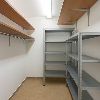 Štvorizbový byt v Dunajskej Strede – priestor, pohodlie a lo - 20