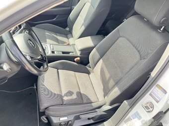 VW Passat 2.0TDI DSG 2019 - navi, nová STK a rozvody - 20